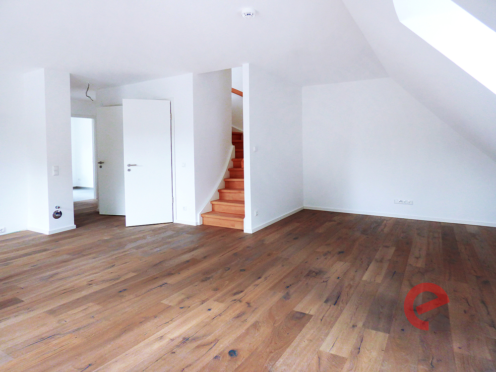 Jede Menge Platz und Licht in der Duplexwohnung